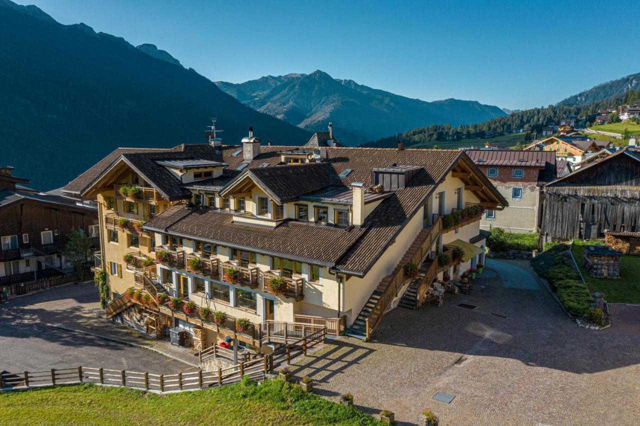 Mytime Hotels La Grotta Vigo di Fassa Extérieur photo