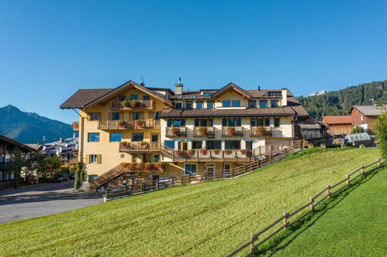 Mytime Hotels La Grotta Vigo di Fassa Extérieur photo